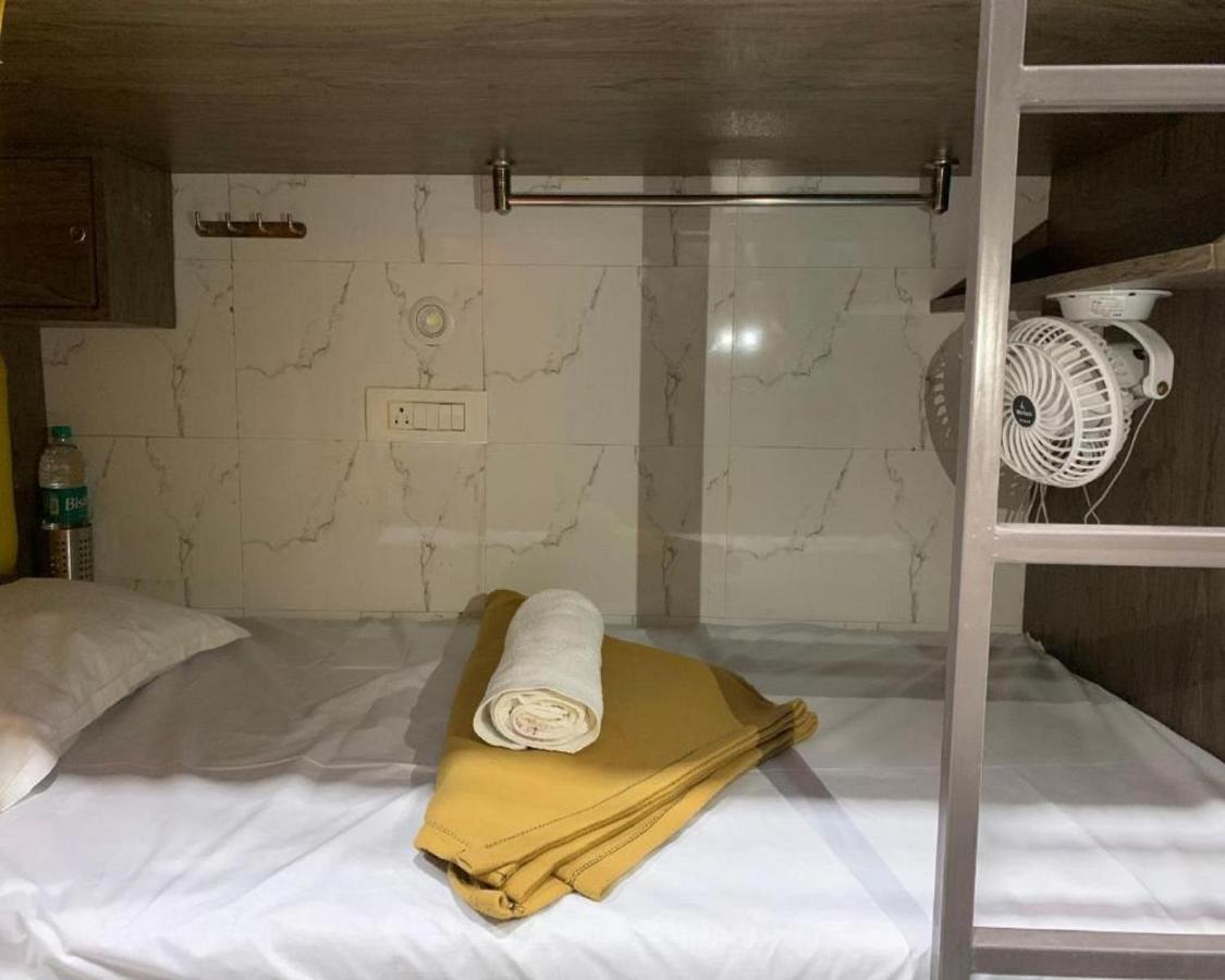 Neenava Dormitory 孟买 外观 照片